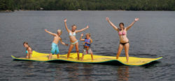 Floatables - Foto: © Aqua lilly Pad