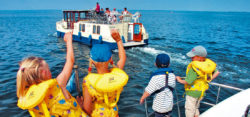 Children on the houseboat - Foto: © www.kuhnle-tours.de/TMV