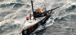 Abu Dhabi Azzam After Mast Break - Photo: © Paul Todd / VOR / 2015