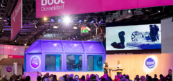 Diving pool at the fair | Copyright © Messe Düsseldorf | C. Tillmann